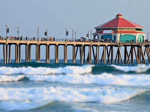 img_huntington_beach_pier_540x360-2