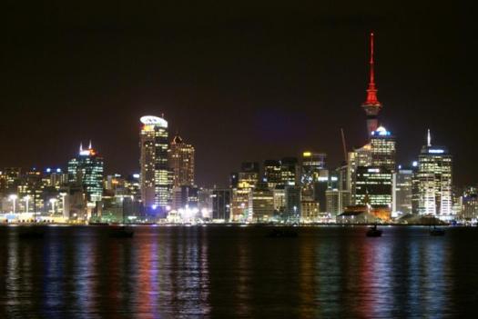 auckland-city-night-700--